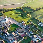 D'hotes - Sur Le Plateau Des Landes Bed & Breakfast